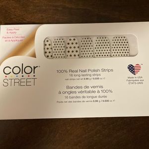 Color Street Nail Polish Strips- Polka Dot.com